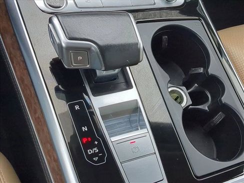 Used 2021 Audi Q7 3.0T Prestige w/ Prestige Package image 16