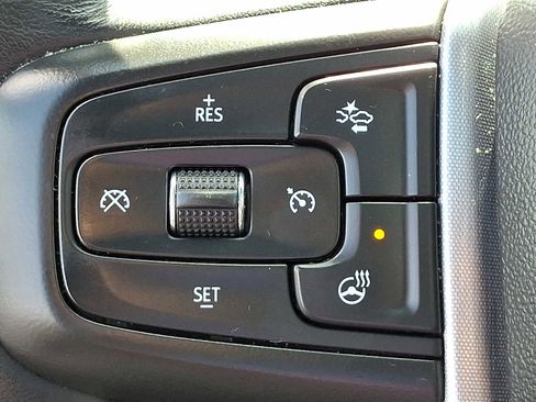 Used 2022 GMC Yukon SLT w/ SLT Luxury Package image 25