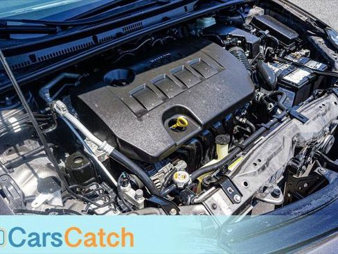 Used 2018 Toyota Corolla LE w/ Carpet Mat Package (TMS) FWD image 30