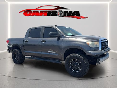 Used 2012 Toyota Tundra 4x4 CrewMax w/ Tow Pkg image 2