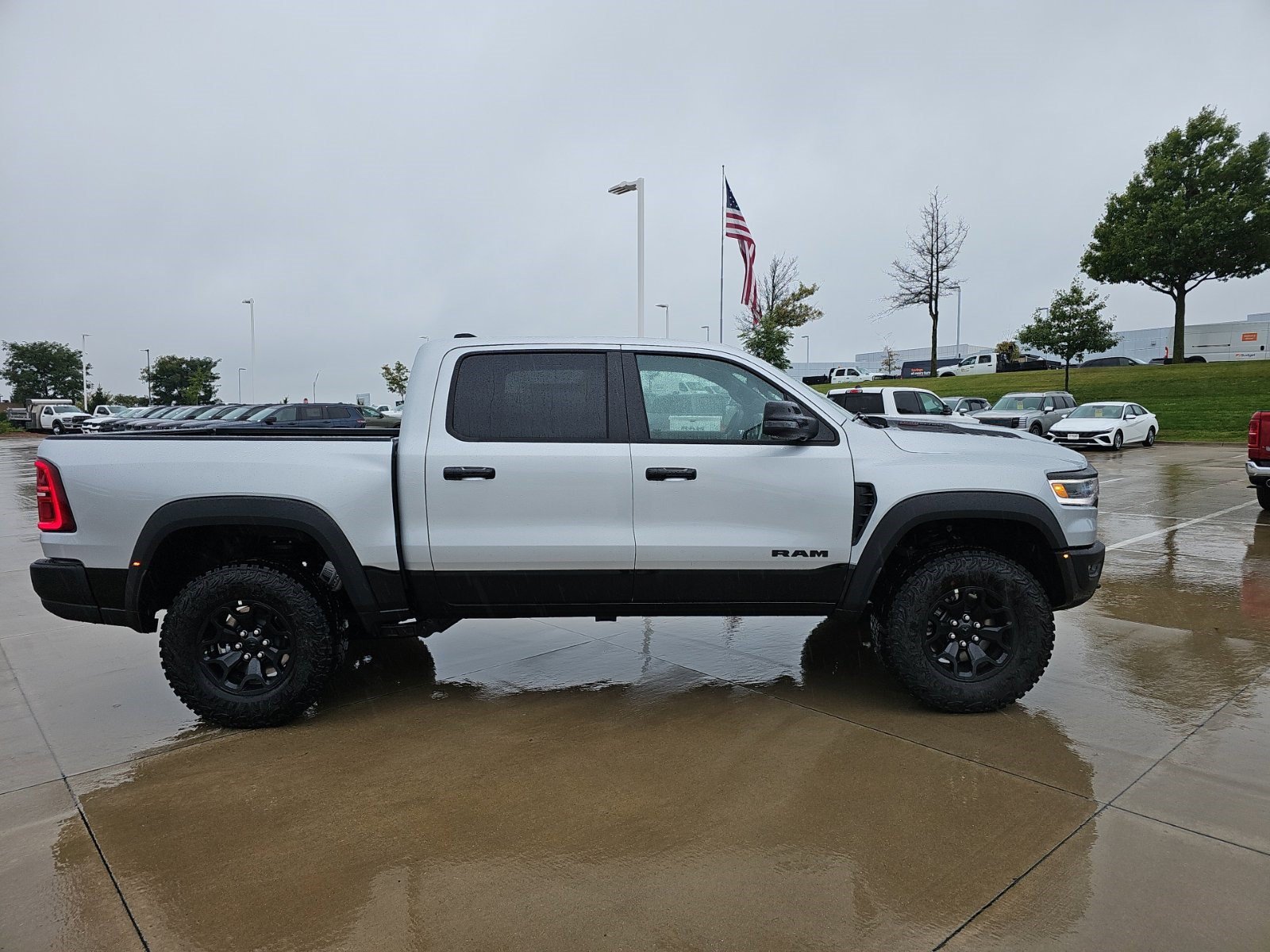 New 2027 RAM 1500 RHO w/ RHO Level 1 Equipment Group AWD/4WD image 7