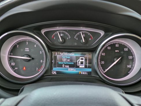 Used 2019 Buick Envision Essence image 28