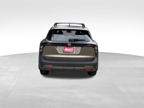 New 2026 Nissan Kicks SV w/ SV Premium Package image 3