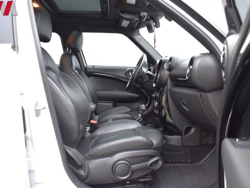 Used 2015 MINI Cooper Countryman S image 27
