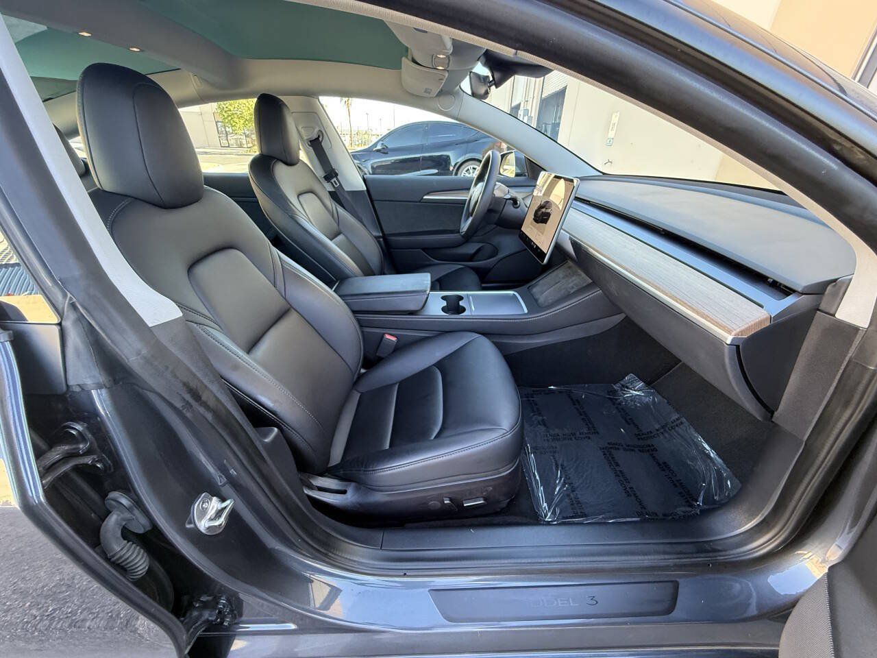 Used 2022 Tesla Model 3 Long Range AWD/4WD image 34