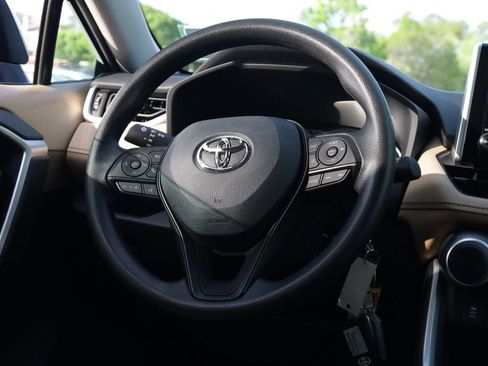 Used 2025 Toyota RAV4 LE image 16