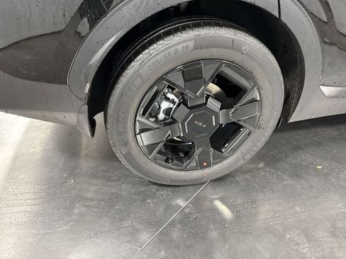 New 2026 Kia Sportage X-Line AWD/4WD image 13