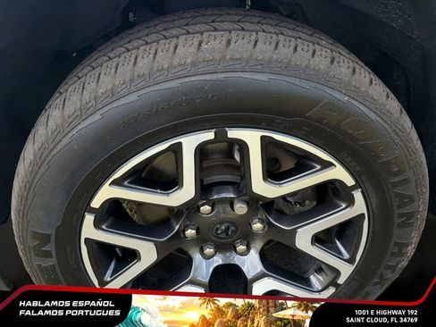 Used 2025 RAM 1500 Laramie AWD/4WD image 37