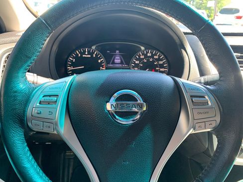 Used 2016 Nissan Altima 2.5 SL FWD image 18