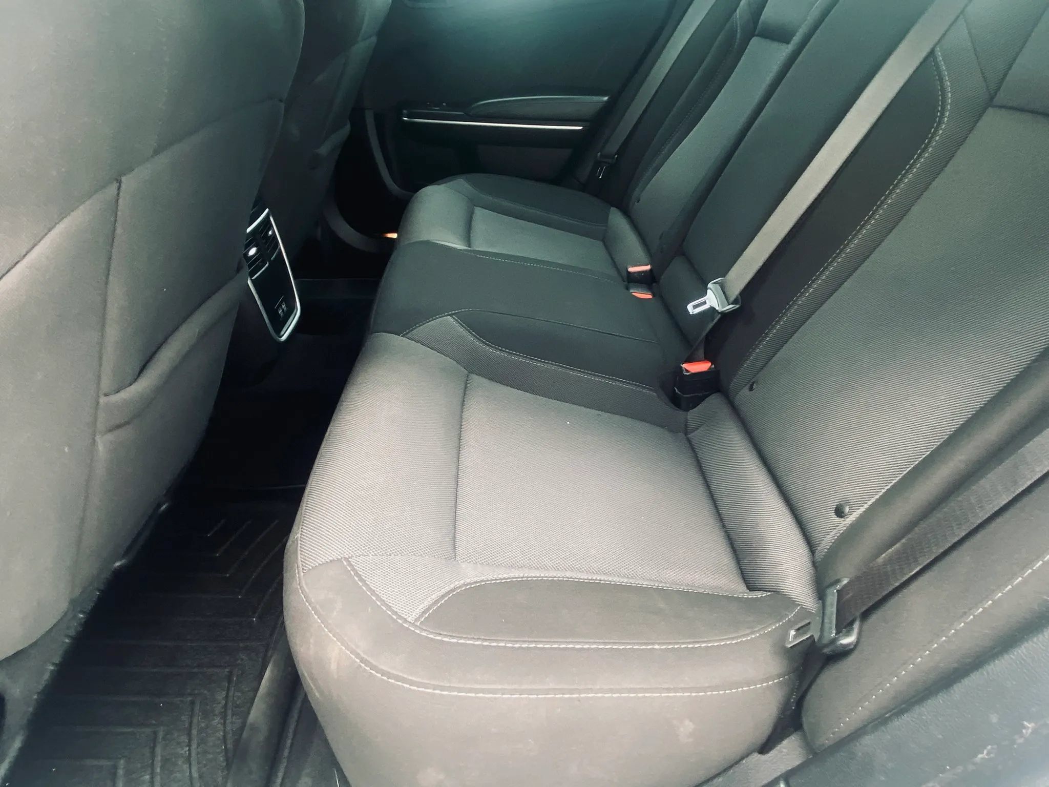 Used 2021 Dodge Charger SXT RWD image 12