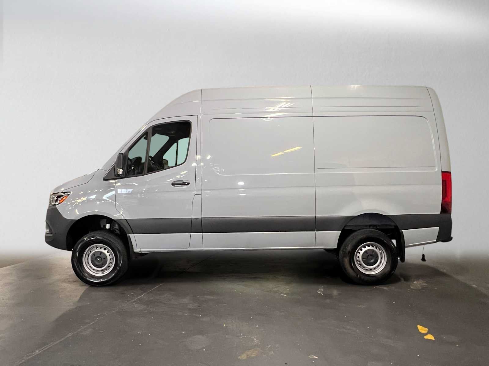 Used 2026 Mercedes-Benz Sprinter 2500 image 6