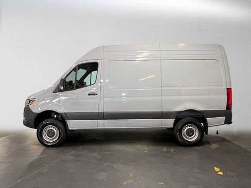Used 2026 Mercedes-Benz Sprinter 2500 image 6