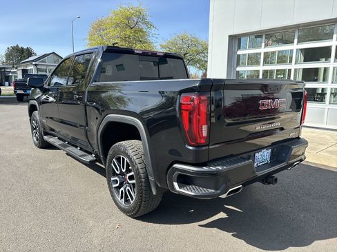 Used 2019 GMC Sierra 1500 AT4 w/ AT4 Premium Package AWD/4WD image 3