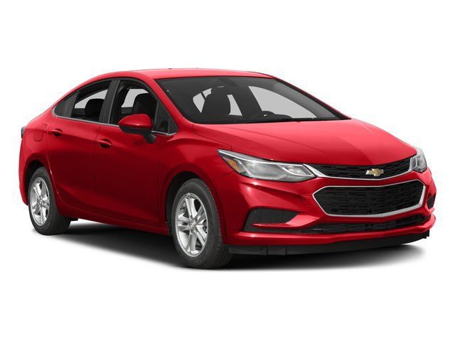 Used 2017 Chevrolet Cruze LT w/ Convenience Package FWD image 9