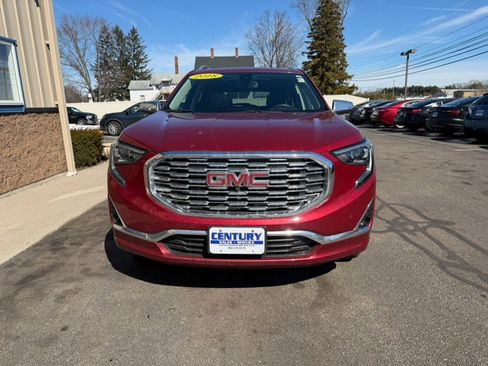 Used 2018 GMC Terrain Denali w/ Advanced Safety Package image 2