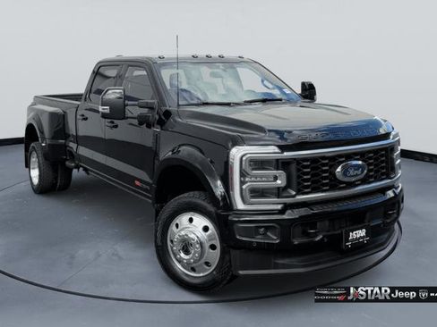 Used 2026 Ford F450 Platinum AWD/4WD image 3