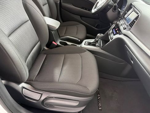 Used 2018 Hyundai Elantra Value Edition FWD image 24