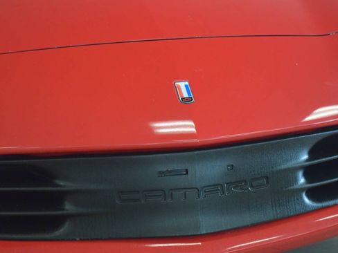 Used 2002 Chevrolet Camaro Z28 RWD image 10
