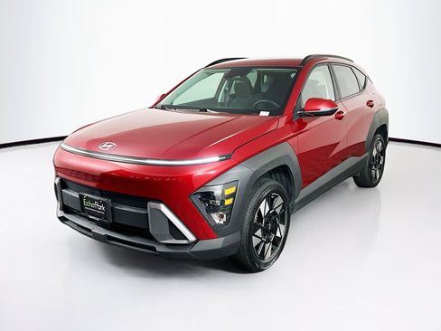 Used 2025 Hyundai Kona SEL image 3