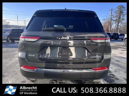 New 2025 Jeep Grand Cherokee Limited image 4