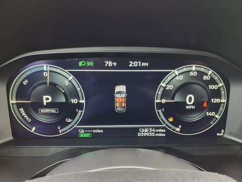 Used 2024 Mitsubishi Outlander SE image 16