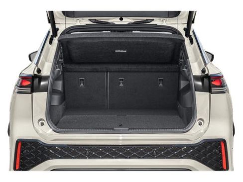 New 2026 Volkswagen Tiguan SEL R-Line AWD/4WD image 8