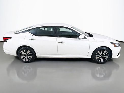 Used 2022 Nissan Altima 2.5 SV image 10