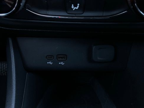 Used 2025 Buick Encore GX Preferred image 24