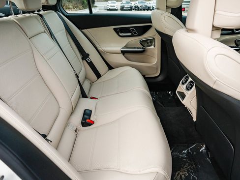 Certified 2024 Mercedes-Benz C 300 4MATIC Sedan image 18