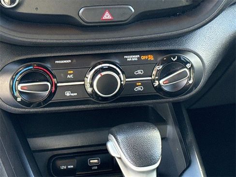 Certified 2023 Kia Soul LX w/ LX Technology Package image 21