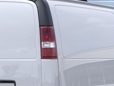 New 2026 GMC Savana 2500 Extended RWD image 11