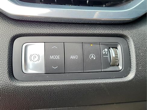 Used 2024 GMC Acadia Elevation AWD/4WD image 21