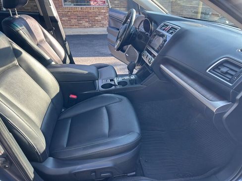 Used 2015 Subaru Outback 2.5i Limited AWD/4WD image 11