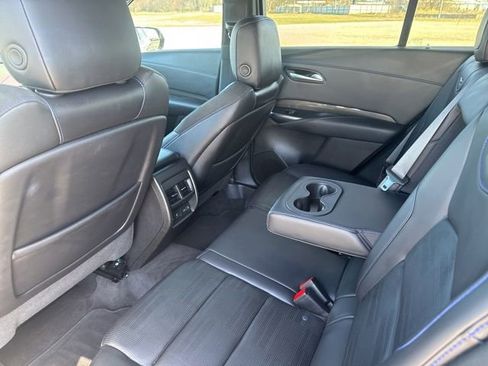 Used 2024 Cadillac XT4 Sport image 27