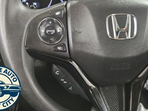 Used 2018 Honda HR-V EX image 13