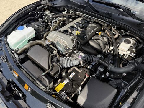 Used 2024 MAZDA MX-5 Miata Grand Touring w/ Appearance Package image 32