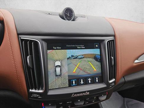 Used 2017 Maserati Levante S image 20