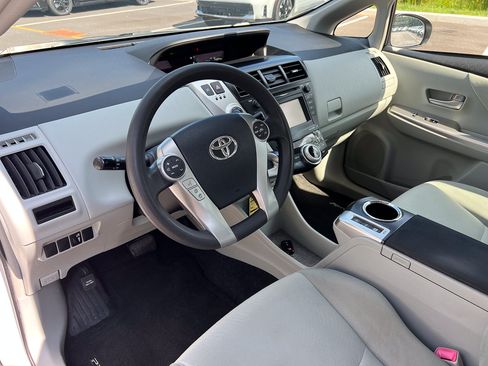 Used 2013 Toyota Prius V Three FWD image 16