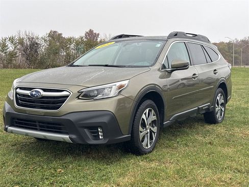 Used 2022 Subaru Outback Limited image 4