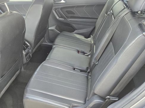 Used 2023 Volkswagen Tiguan SE R-Line FWD image 12