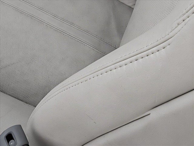 Used 2011 Cadillac CTS Premium RWD image 19