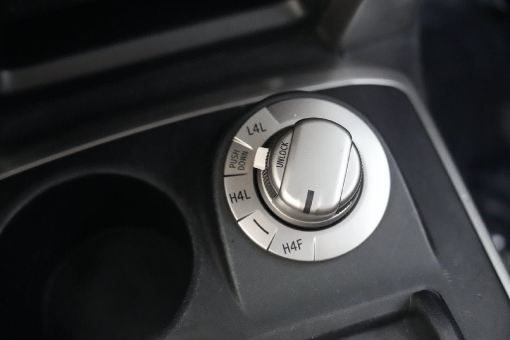 Used 2016 Toyota 4Runner Limited AWD/4WD image 63