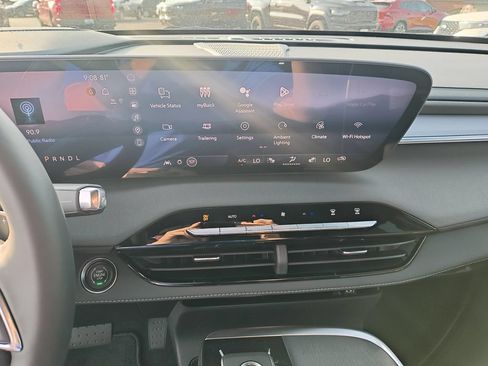New 2026 Buick Enclave Sport Touring w/ Power Package FWD image 21
