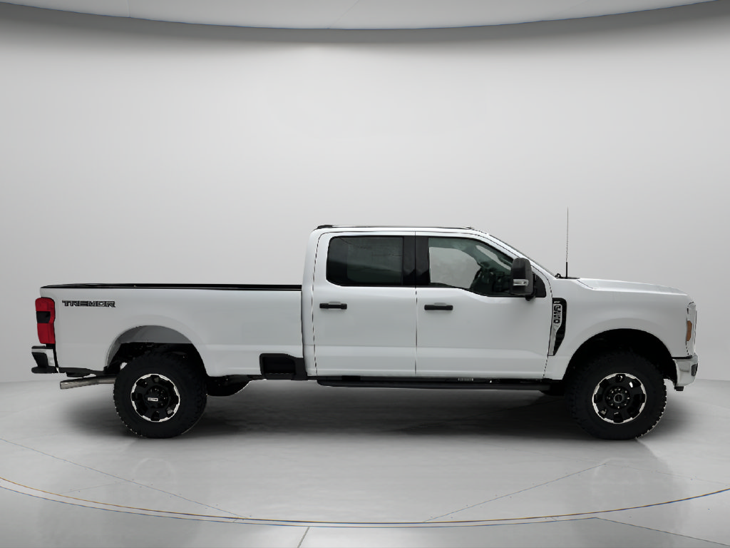New 2027 Ford F250 XLT w/ Tremor Off-Road Package AWD/4WD image 3