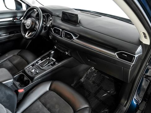 Used 2019 MAZDA CX-5 Touring FWD image 9