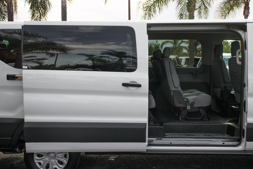 Used 2018 Ford Transit 350 XLT RWD image 12
