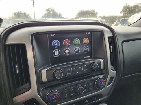 Used 2015 GMC Sierra 1500 SLT w/ SLT Crew Cab Value Package image 19