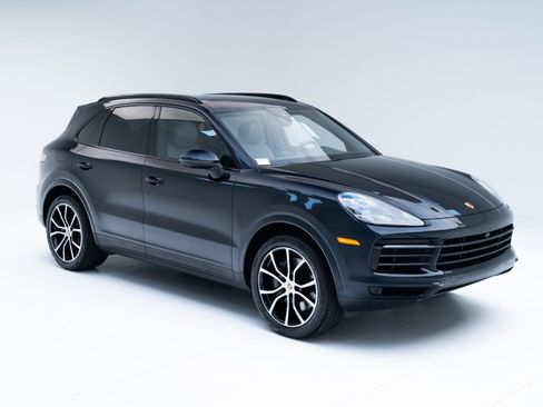 Certified 2022 Porsche Cayenne S Platinum image 7