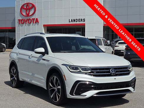 Used 2024 Volkswagen Tiguan SEL R-Line AWD/4WD image 1