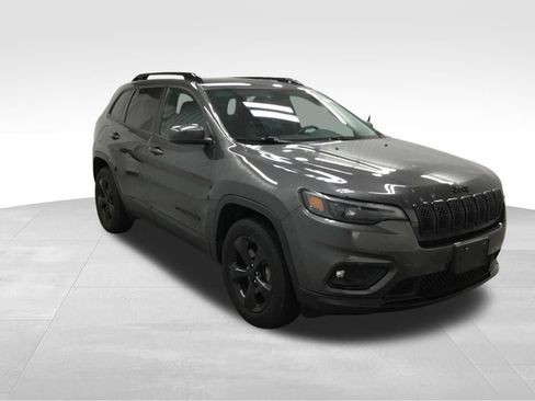 Used 2019 Jeep Cherokee Latitude Plus AWD/4WD image 4